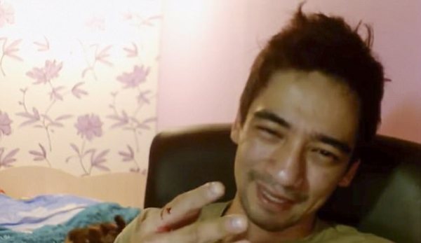 bi ran doc can nam blogger kien quyet khong goi cap cuu de danh thoi gian livestream xin loi vo cu