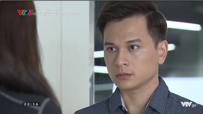 ghet thi yeu thoi phuong anh hot hoang vi bi cuong hon trong nha ve sinh