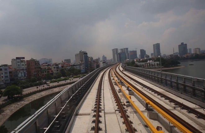 chum anh chay thu nghiem tau cong trinh du an tuyen duong sat cat linh ha dong