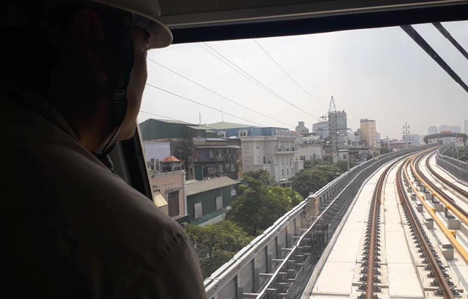 chum anh chay thu nghiem tau cong trinh du an tuyen duong sat cat linh ha dong