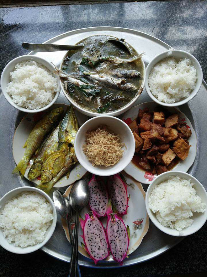 mam com day ap hai san chi 33 nghin cua co nang kheo vun ven khien chi em tranh cai du doi