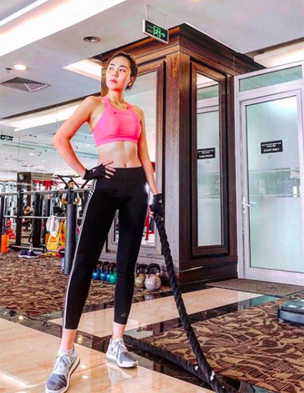 anh sexy hiem hoi cua nu mc xinh dep nhat nhi vtv sau gan 2 nam lay chong