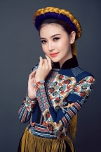 nhan sac cua nu hoang sac dep toan cau sau khi lay chong giau su va sinh con