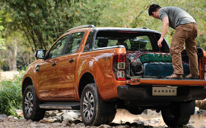 vi sao bo tai chinh de xuat tang phi truoc ba o to ban tai len 3 45 lan