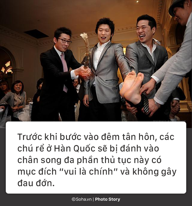9 phong tuc cuoi hoi ky la tren the gioi phong tuc so 9 lam nhieu nguoi tha o vay con hon