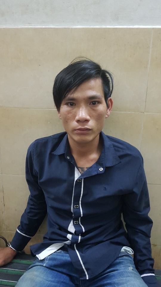 thanh nien 9x trom xe may cua nguoi dan ong ngu tai tram xe buyt o sai gon