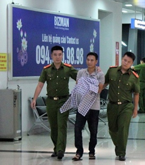 ha i pho ng ba t giam nguyen gia m do c cong ty thoa t nuo c sau bo tro n