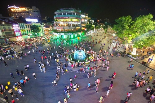 ha noi mo rong khong gian pho di bo phuc vu nguoi dan