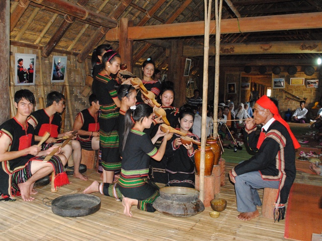 viet nam co them 8 di san van hoa phi vat the quoc gia