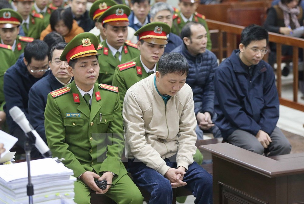 mot so tham phan con ngai va cham voi chinh quyen khi giai quyet vu an hanh chinh