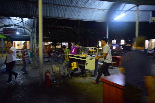 nong chay lan kinh hoang ca day tro gan vien nhi o ha noi nhieu nguoi om mat khoc nuc no