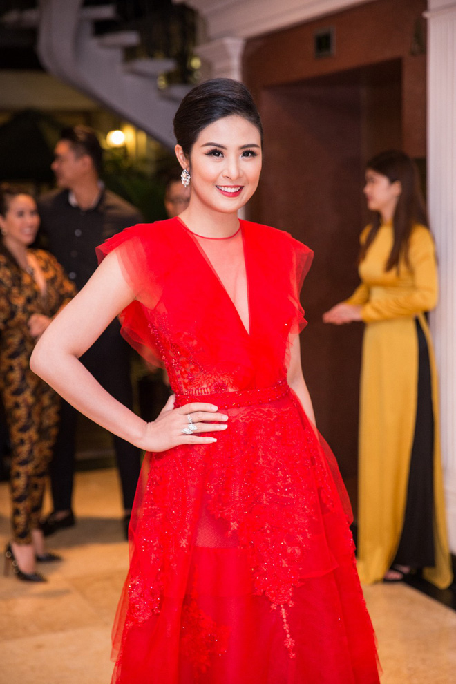 thu hoai ngoc han noi bat tai su kien thoi trang