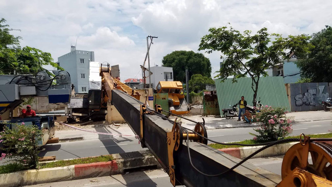 tphcm kinh hoang can cau dai hon 20m bat ngo do sap chan ngang dai lo pham van dong