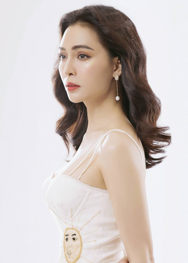 quan quan duyen dang bolero tran my ngoc khoe vai tran quyen ru