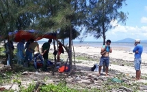 nam thanh nien bi loet da chay mu vi xoa hinh xam