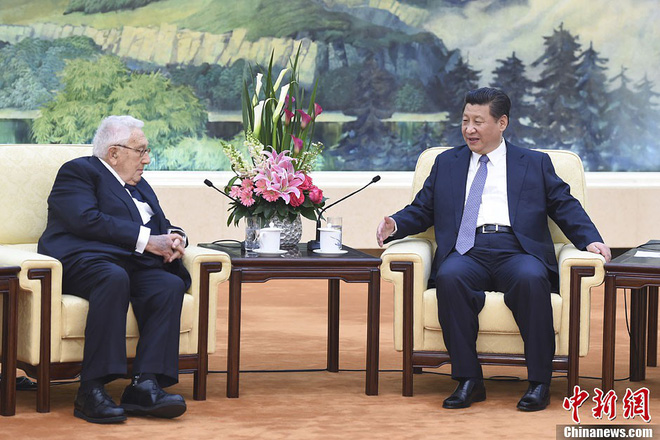 chien tranh thuong mai trung my hoc gia tq mung ra mat vi cau noi do cua ong kissinger