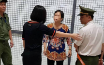 jetstar lai lon ghe may bay van rach buom