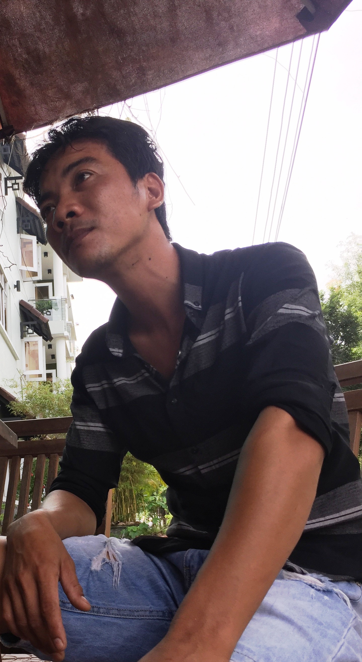 vu thai nhi song sinh chet luu o vinh long tam dinh chi cong viec doi voi bac si truc