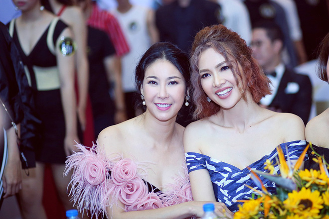 ha kieu anh do ve goi cam voi anh thu