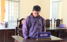 nguyen truong thon to chuc ban dam tai phong hat karaoke bi bat