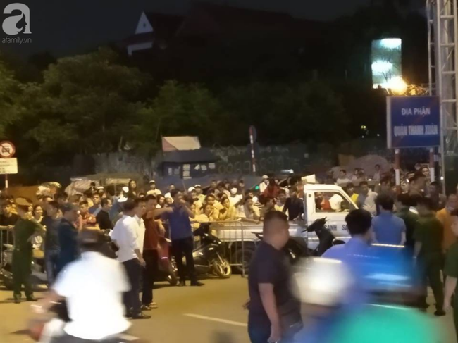 vu co gai tre tu vong do thanh thep roi tren duong le van luong nhieu nguoi van chua het bang hoang