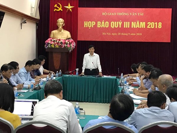 nong voi de xuat la khong co trong quy dinh ve tuoi tho may bay cua bo gtvt