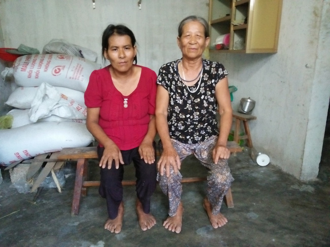 canh doi buon cua nguoi dan ba do hoi mac benh hiem ngheo hang ngay van mo cua bat oc nuoi con an hoc