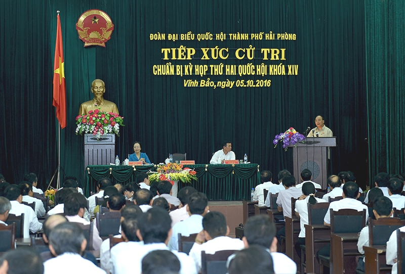 thu tuong nguyen xuan phuc tiep xuc cu tri tai hai phong