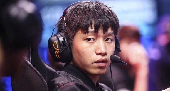 lmht trong 2 trieu nguoi choi xuat hien 1 gamer du doan dung tat ca cac tran dau tai cktg tu vong bang den tu ket