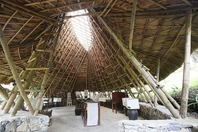 ngoi nha la o hoa binh nhan 2 giai thuong quoc te