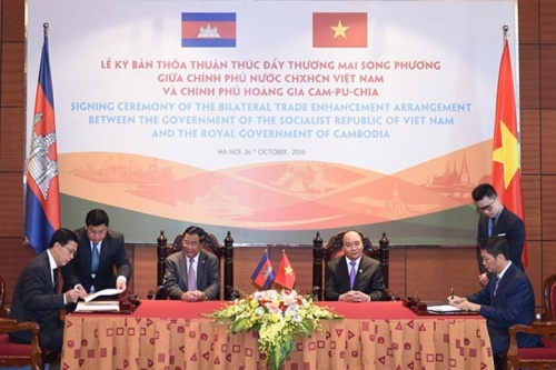viet nam campuchia ky ban thoa thuan thuc day thuong mai song phuong
