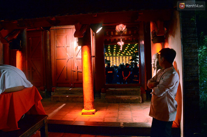 thu vong nguyet o van mieu co gi ben trong khu sieu vip cach ly duoc canh sat bao ve gia ve vai trieu van dong nghit khach