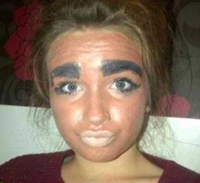 16 noi kho hang ngay cua hoi dan ba con gai ma dan ong co hieu cung chet lien