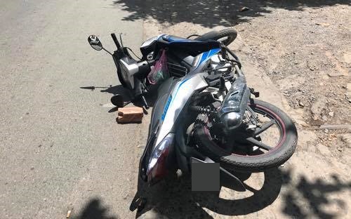 nam thanh nien cam gach danh chet nguoi sau va cham giao thong o sai gon