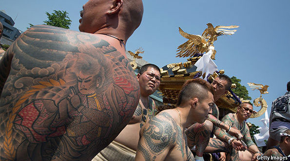 bi an cuoc doi trum mafia nhat ban ngay buon vu khi giet nguoi toi lam tho viet truyen