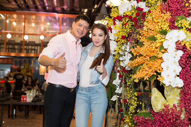 truong ngoc anh khong ngai than thiet ben binh minh truoc mat ba xa anh tho