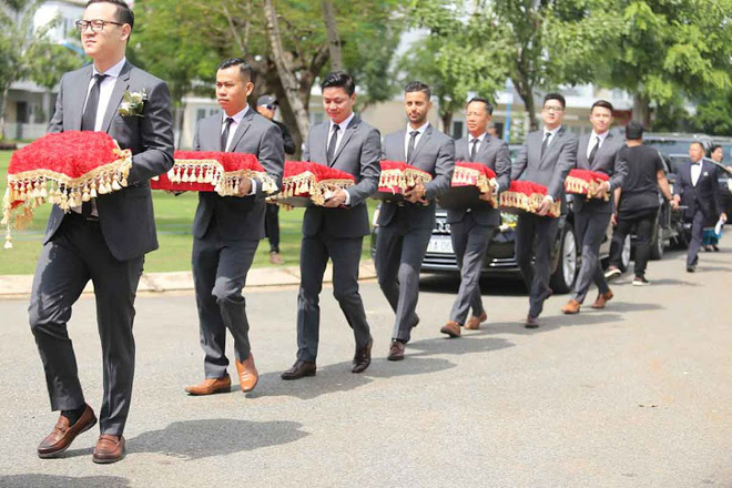 dan trai xinh gai dep trong dam cuoi hoa hau dang thu thao khien ai cung phai tram tro