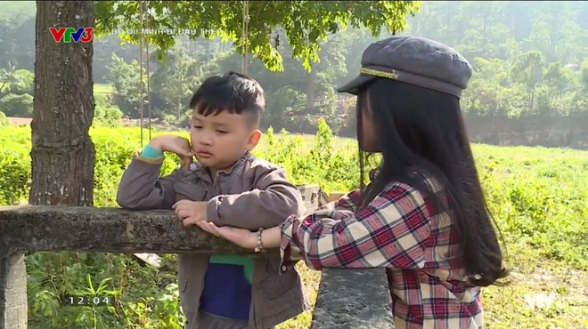 bo oi be xi trum khoc ngat vi nho bo nguyen hai phong nhin an chua phan cho con