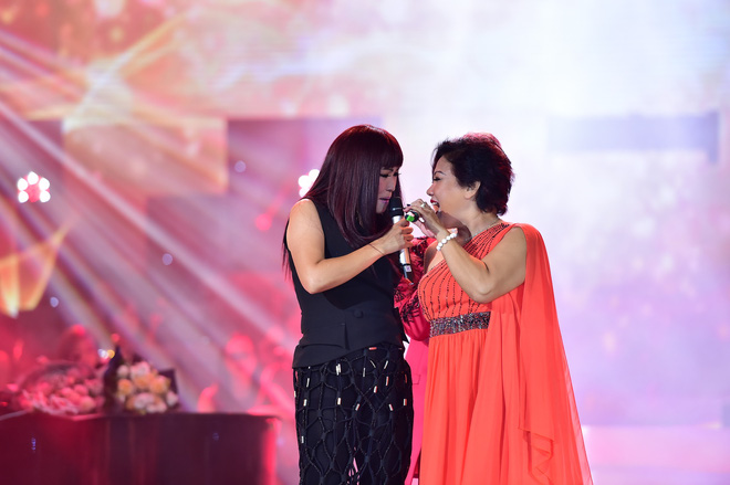 liveshow tram nam khong quen khan gia boi thuc vi quang ha qua tham