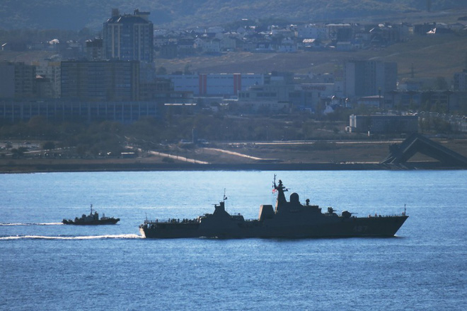 tau gepard thu 3 cua hqvn vuot mui hao vong chiec con lai san sang len duong