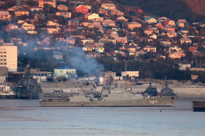 tau gepard thu 3 cua hqvn vuot mui hao vong chiec con lai san sang len duong