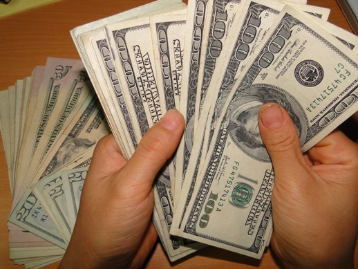 ngan hang nha nuoc bat ngo giam gia mua usd lan thu ba lien tiep