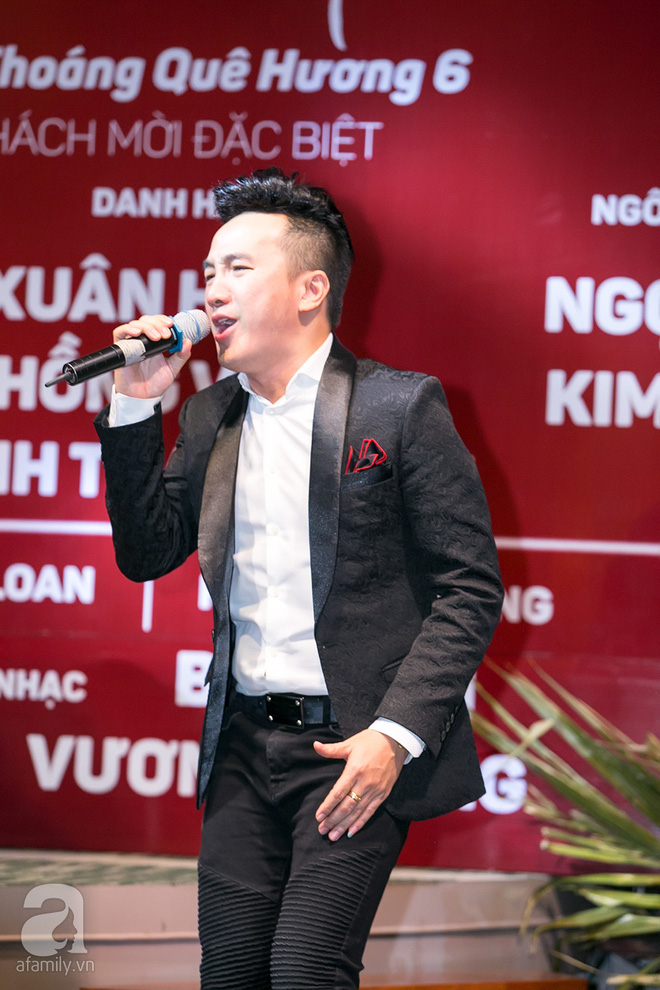 xuan hinh lan dau tien ket hop cung thanh thanh hien hat bolero