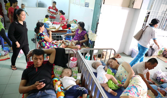 phong benh ho hap luc giao mua ra sao