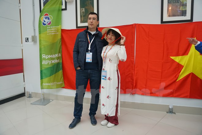 festival thanh nien va sinh vien 19 goc viet nam trong long be ban