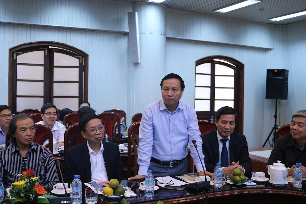 chi hoi huu nghi viet nga khoi bao chi tuyen truyen ky niem 100 nam cach mang thang muoi