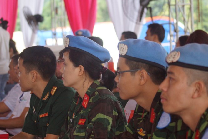 nu si quan viet nam dau tien di gin giu hoa binh lien hop quoc
