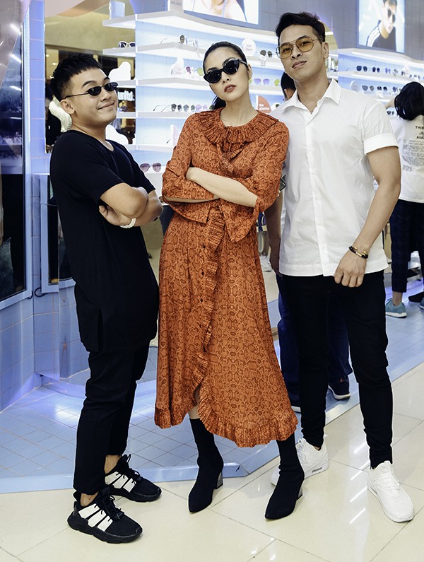 tang thanh ha mac gian di van dep noi bat do sac cung hoi ban than