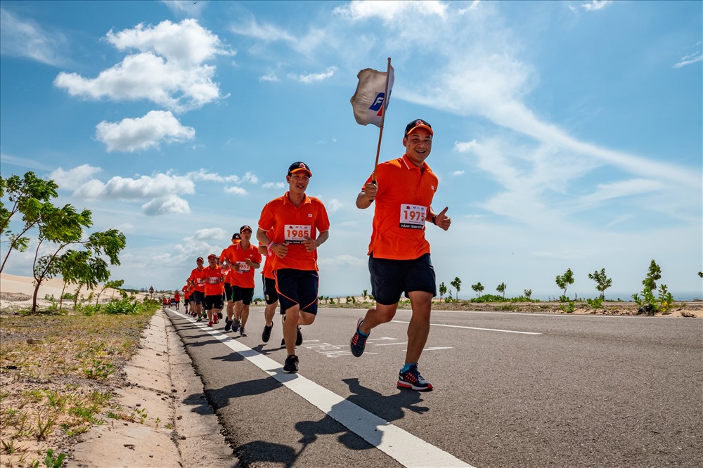 fpt nhan ky luc the gioi nho giai chay hanh trinh ket noi