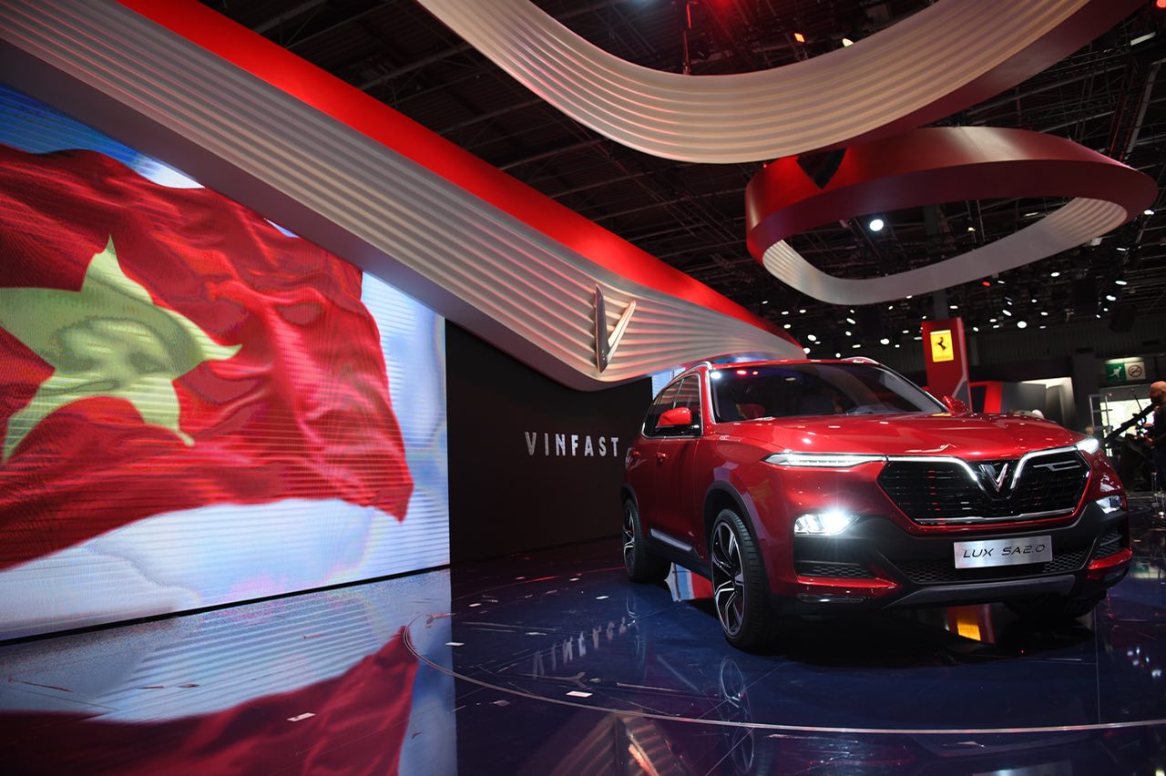 vinfast chinh thuc ra mat xe tai paris motor show 2018
